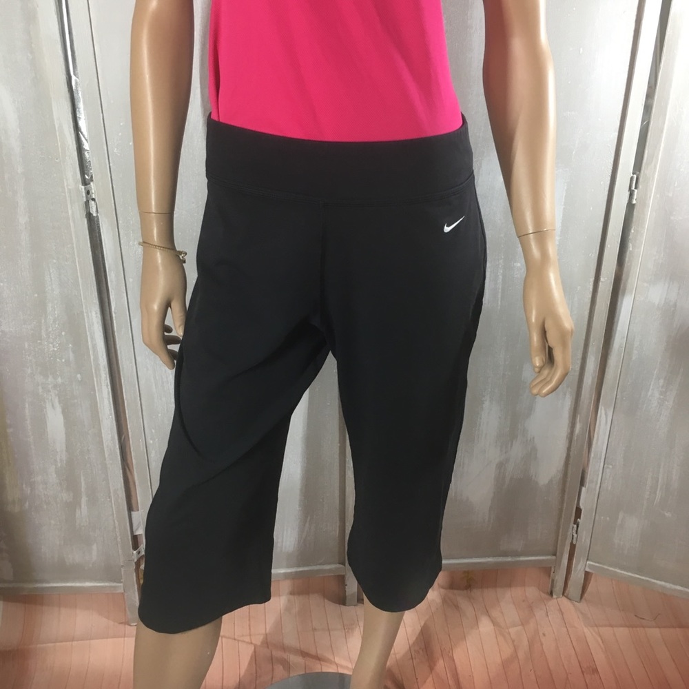 Nike dri-fit Womens workout size large black